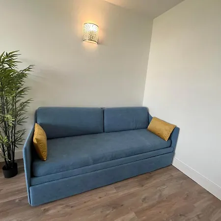 Apartment T2 Hyper Centre, Proche Port, Et Gare *