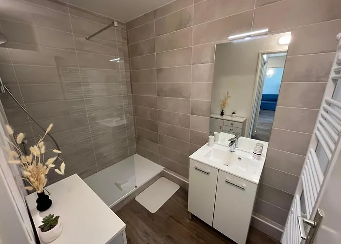 Apartamento T2 Hyper Centre, Proche Port, Et Gare *