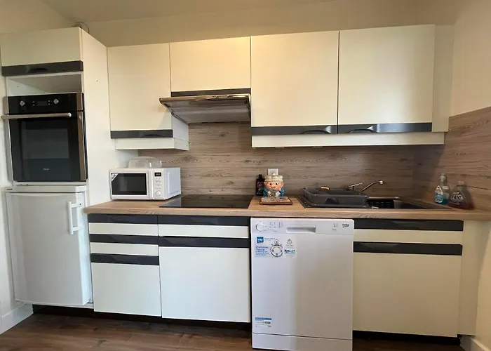 T2 Hyper Centre, Proche Port, Et Gare Le Pouliguen